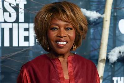 10 Things to Know About Alfre Woodard, Her Husband and Net Worth