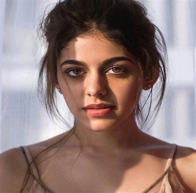 Aalia Furniturewalla- Wiki, Bio, Age, Height, Net Worth, Boyfriend