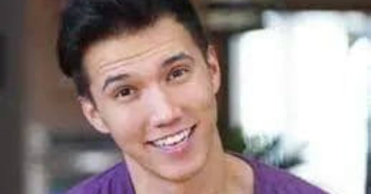 Aaron Burriss Net Worth: Height, Age, Bio, Career & Girlfriend