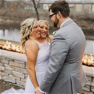 Abby and Brittany Hensel Bio, Are They Married or Engaged? Here Are Facts