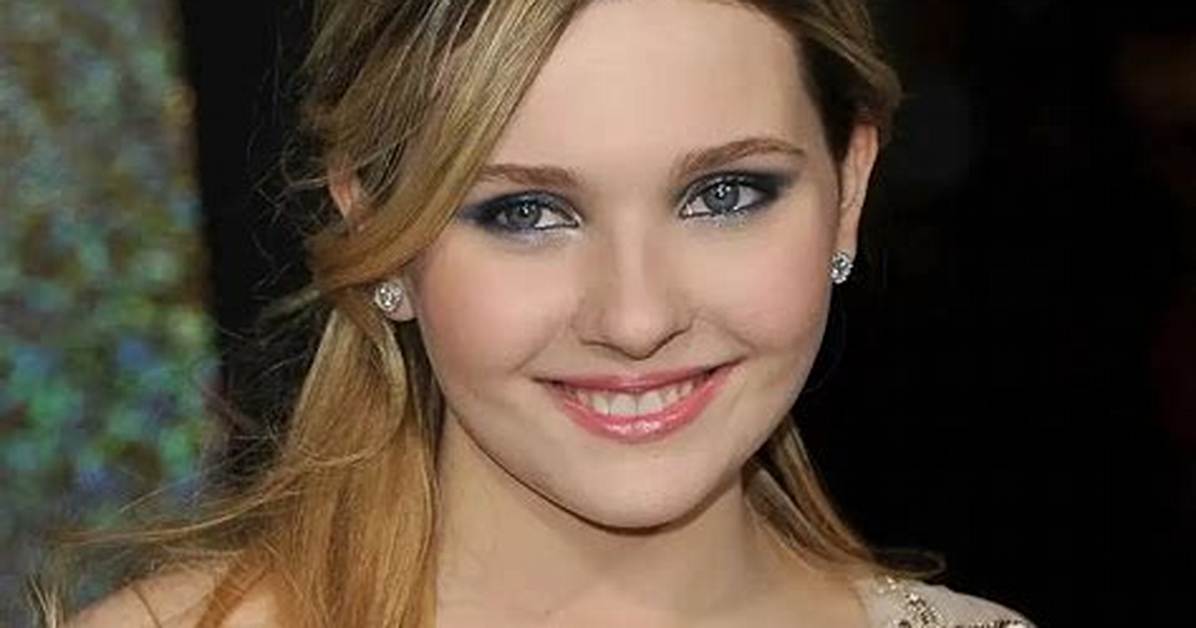Abigail Breslin- Wiki, Age, Ethnicity, Husband, Height, Net Worth, Career