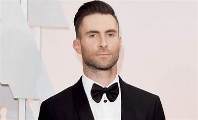 Adam Levine Bio, Wiki, Age, Height, Weight, Net Worth, Facts