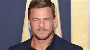 Alan Ritchson Height, Weight, Net Worth, Age, Birthday, Wikipedia, Who, Instagram, Biography