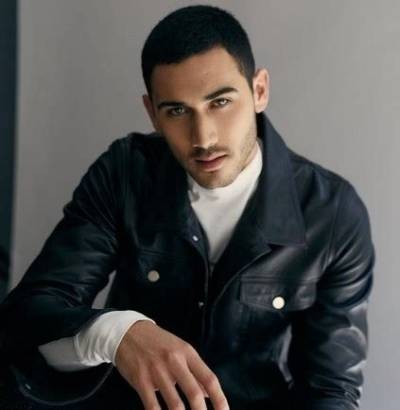 Alejandro Speitzer Age, Wiki, Biography, Net Worth, Height in Feet, Parents