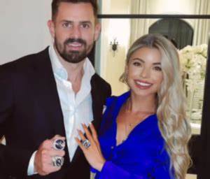 Alex Killorn Wife: Is the Ice Hockey Centre Married to Girlfriend Tiffany Trenary?