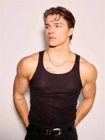 Alex Sampson Age and Girlfriend: Who Is He Dating? Facts to Know