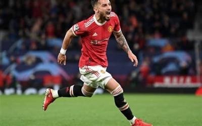 Alex Telles Height, Weight, Net Worth, Age, Birthday, Wikipedia, Who, Nationality, Biography