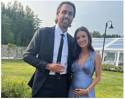 Alex Tuch Wife: Is Ice Hockey Forward Married His Girlfriend Kylie Edwards?