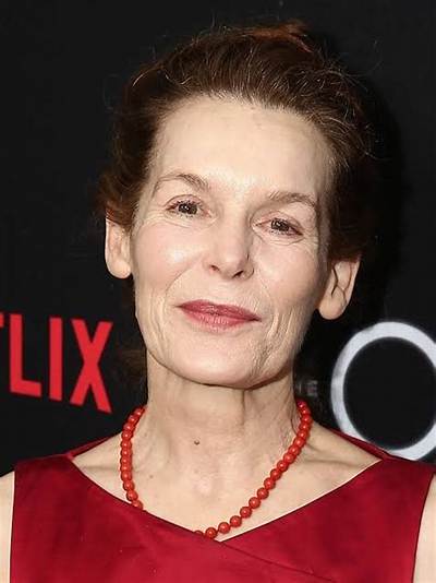 Alice Krige – Biography, Age, Husband, Movies & Net Worth