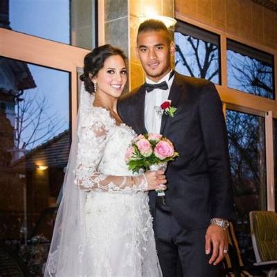 Alphonse Areola Wife Marrion Valette Areola: Height, Age, Biography, Salary