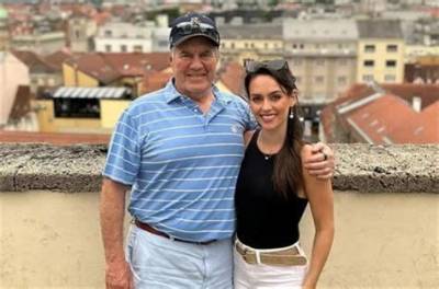 Amanda Belichick Biography, Wiki, Net Worth, Husband, Wedding, Age