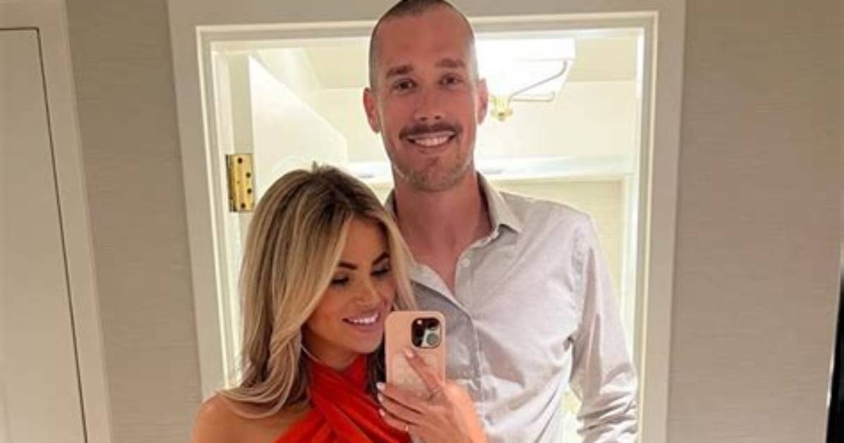 Amber Lancaster: Boyfriend, Net Worth, Tattoos, Smoking & Body Measurements