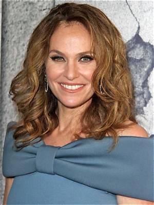 Amy Brenneman’s Biography, Fact, Career, Awards, Net Worth & Life Story