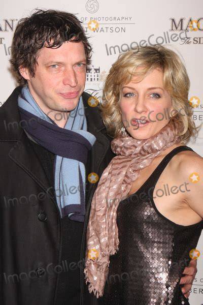 Amy Carlson: Husband, Net Worth, Tattoos, Smoking & Body Measurements