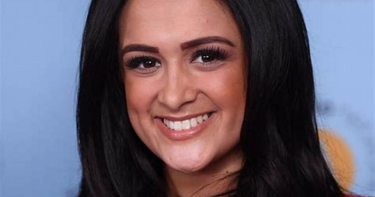 Amy-Leigh Hickman Bio, Net Worth, Age, Height, Weight, Boyfriend, Facts