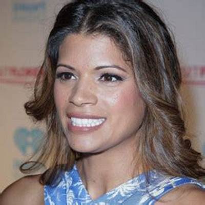 Andrea Navedo Bio, Wiki, Age, Height, Husband, Movies and Net Worth