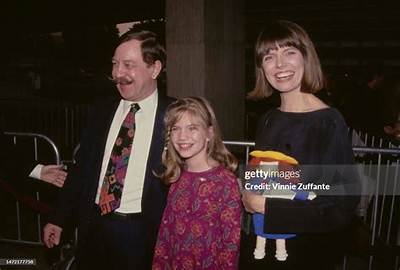 Anna Chlumsky Parents: Meet Nancy L. Chlumsky, Frank Chlumsky