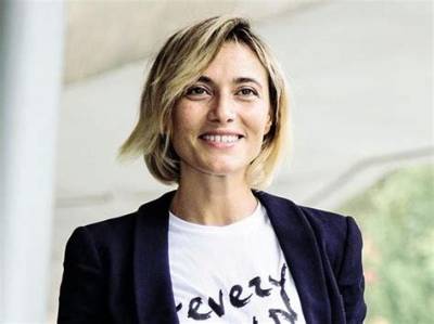 Anna Foglietta Height, Weight, Net Worth, Age, Birthday, Wikipedia, Who, Nationality, Biography