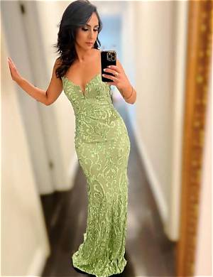 Araksya Karapetyan Bio: Know More About Her Husband and Daughter