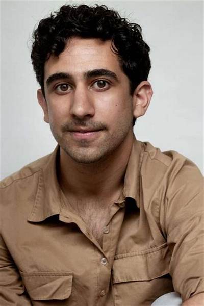 Arash Demaxi Bio, Wiki, Age, Height, Family, Girlfriend, Movies, Tv Shows, the Irrational and Net Worth