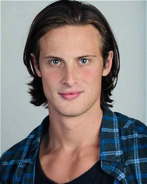 Aren Buchholz Age, Wiki, Biography, Height, Partner, Instagram