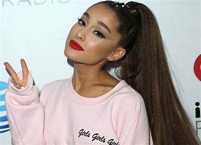 Ariana Grande Biography, Wiki, Age, Height, Family, Tickets, Songs, Boyfriend, Net Worth
