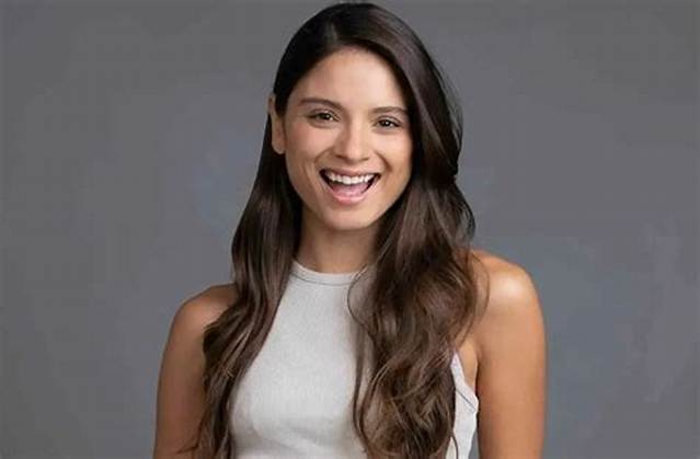Ariana Saavedra Wiki, Age, Height, Boyfriend, Instagram, Biography