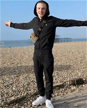 Arrdee Rapper Age and Height, Find Real Name and How Old/Tall