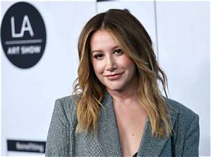 Ashley Tisdale Biography, Wiki, Age, Parents, Husband, High School Musical, Movies and Net Worth.