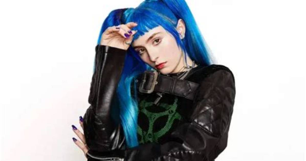 Ashnikko Biography: Songs, Boyfriend, Height, Age, Instagram, Tiktok, Net Worth, Bisexual