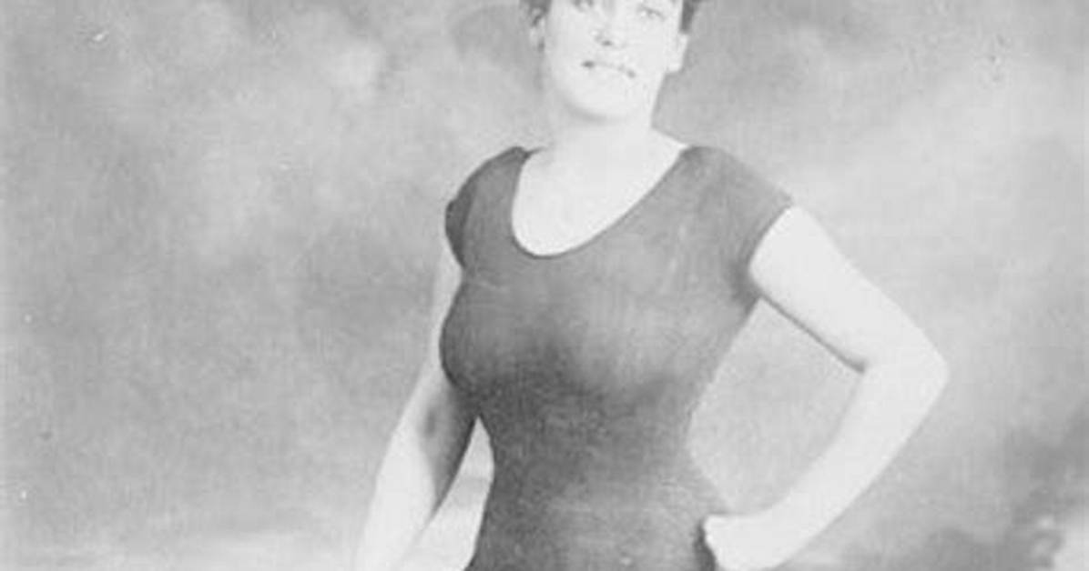 Australian Swimmer Annette Kellerman Accident Led to Spinal Injury, Here Are the Details