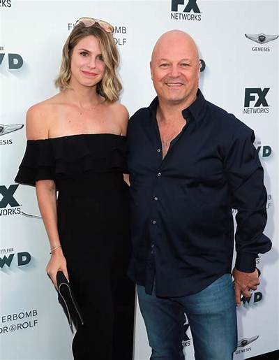 Autumn Chiklis Wikipedia, Biography, Age, Height, Instagram, Boyfriend