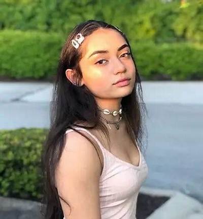 Avani Gregg Net Worth, Parents, Age, Wiki, Relationships, House, Family & More