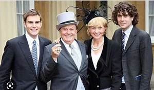 Barry Humphries Children: Meet Oscar Humphries, Tessa Humphries, Rupert Humphries, and Emily Humphries