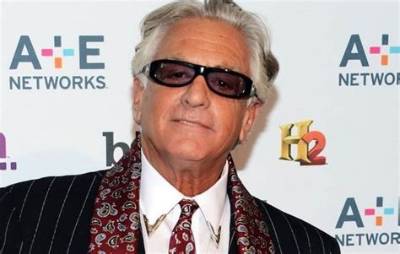 Barry Weiss (Storage Wars)Bio-Wiki, Age, Wife, Children, Net Worth, Cars, House, and Motorcycle Accident.