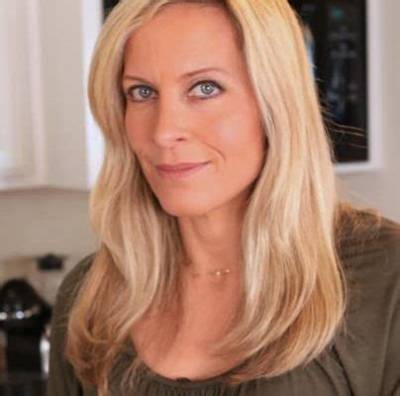 Becky Worley Bio, Age, Family, Husband, Wife, Kids, Gma, Salary