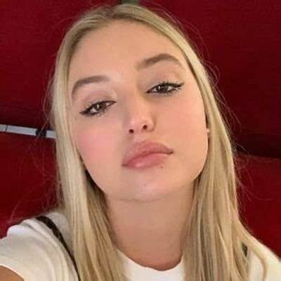 Bella Podaras Bio, Wiki, Age, Height, Parents, Boyfriend, Movies, and Net Worth