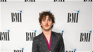 Benson Boone: Meet the Tiktok Star on American Idol