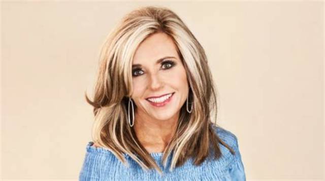 Beth Moore Net Worth: How Rich Is the Evangelist of Living Proof Ministry?