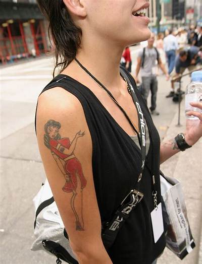 Bettie Page Net Worth, Income, Salary, Earnings, Biography