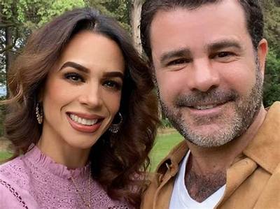 Bibi Gaytan Bio, Wiki, Age, Height, Family, Husband, Songs and Net Worth