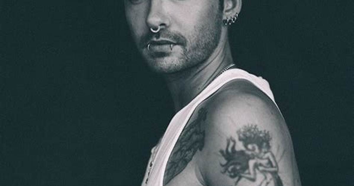 Bill Kaulitz: Dating, Net Worth, Tattoos, Smoking & Body Facts