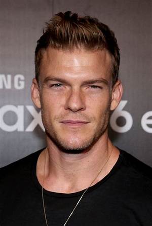 Brady Alan Singer Age, Wiki, Biography, Body Measurement, Parents, Family, Salary, Net Worth