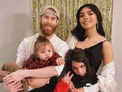 Brandon Farris Bio, Wiki, Age, Wife, Daughter, Merchandise, Youtube, and Net Worth.