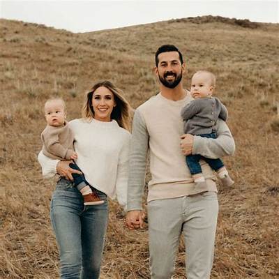 Brandon Mcmanus Age, Wiki, Biography, Wife, Children, Salary, Net Worth, Parents