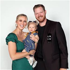 Brandon Woodruff Wife: Jonie Woodruff Bio, Age, and Height