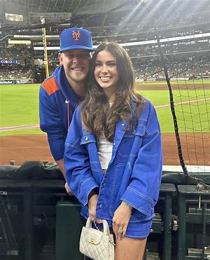 Braves: Aj Minter Wife – Is He Married? Salary Age Height – Girlfriend & Dating Life
