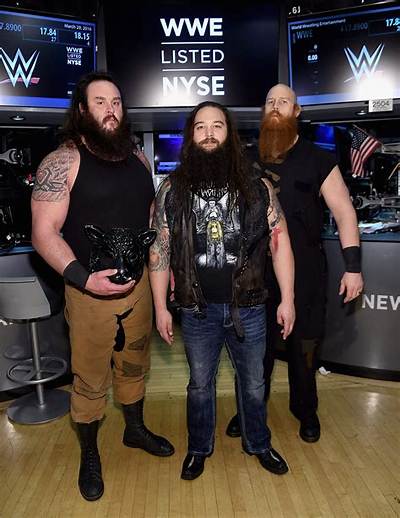 Bray Wyatt Height, Weight, Net Worth, Age, Birthday, Wikipedia, Who, Nationality, Biography