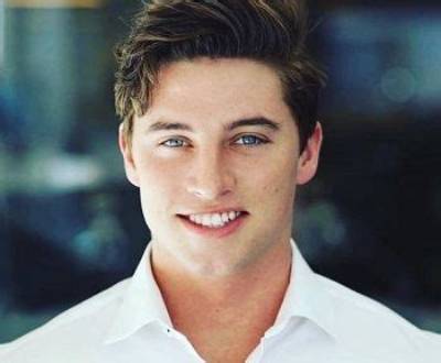 Brett Robinson- Wiki, Biography, Age, Height, Net Worth, Girlfriend