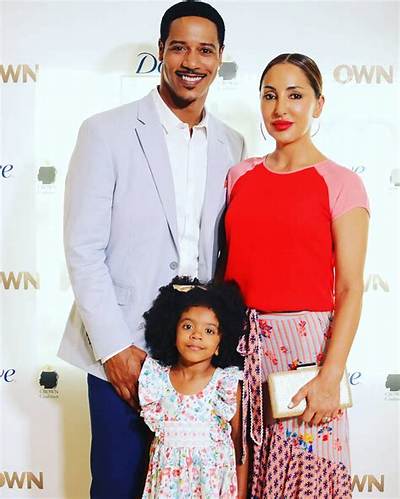 Brian White: Wife, Net Worth, Tattoos, Smoking & Body Facts